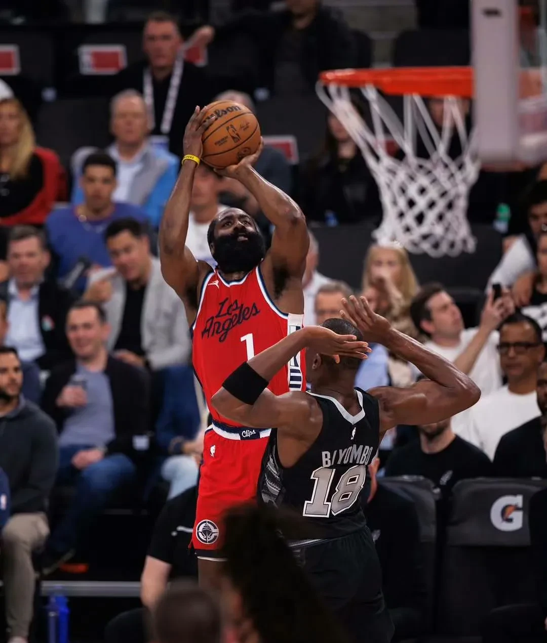 包含今夜体能课后；西汉姆绝杀压哨备战NBA季后赛；质疑声仍在；赛程密集仍需轮换的词条-凯时入口